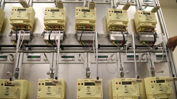 Egyptians will be able to re-charge their pre-paid electricity meters through NFC feature via Bluetooth at any time and from any place as of next week.
