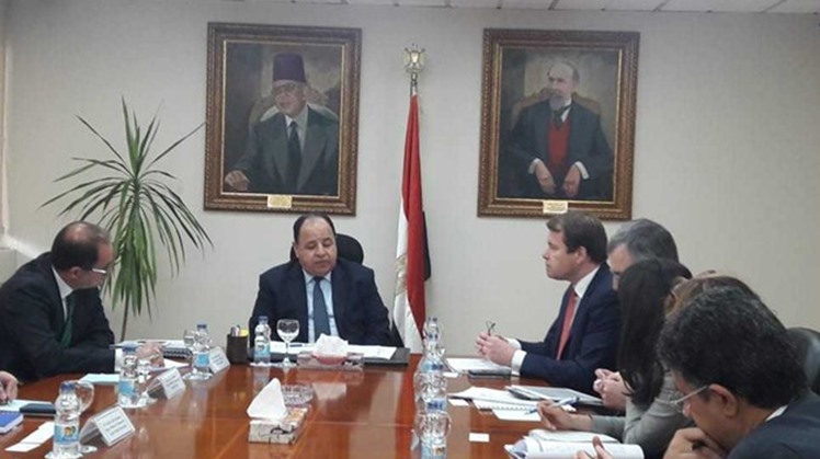  Finance Minister Mohamed Maait and Trade Minister Niven Gamea' inked, with the representatives of 41 local and foreign exporting companies, settlement agreements for the arrears to the Export Development Fund.
