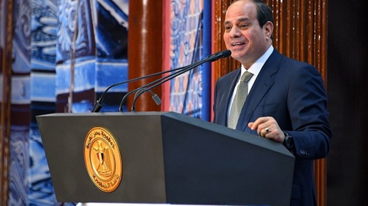 Egyptian President Abdel-Fattah El-Sisi and Indian Prime Minister Narendra Modi exchanged viewpoints on Tuesday on best practices to fight the spread of the coronavirus pandemic.