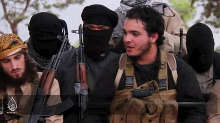 The Islamic State (IS) terrorist group is currently working on recruiting new members from rich people, warned the Egyptian monitoring unit of Dar al-Ifta's 