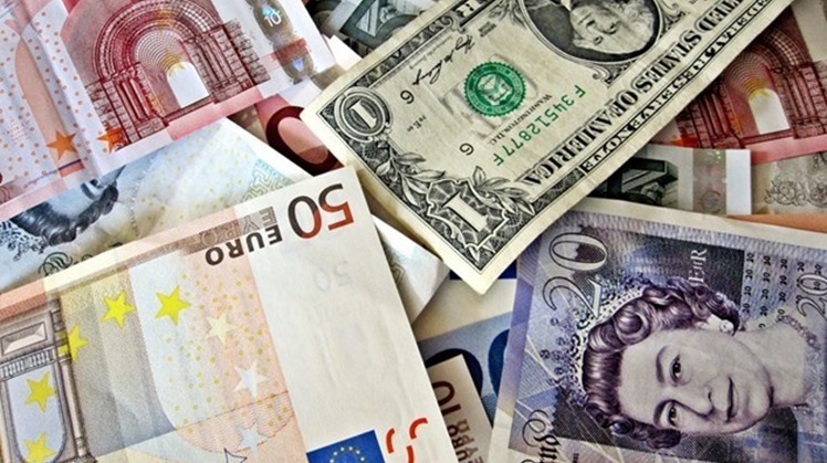 Egypt approached investment banks to advise on a plan to raise up to $ 7 billion from international debt markets in the first half of 2021,  informed sources told Bloomberg.