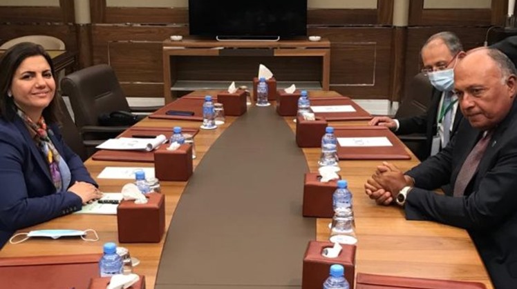 Egyptian, Libyan FMs review enchanting bilateral cooperation on sidelines of Algeria’s meeting