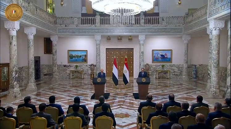 Sisi affirms Egypt’s back to Yemeni presidential council in achieving political solution to national crisis