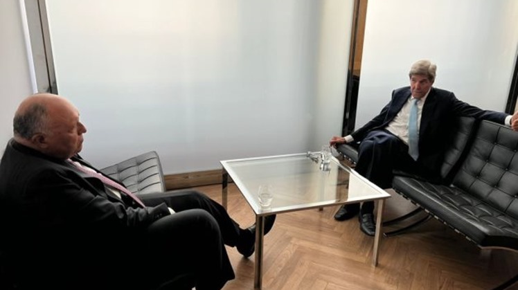 

Egypt's FM affirms to Kerry need that political will expressed by states be reflected on technical climate talks
 

 
112
