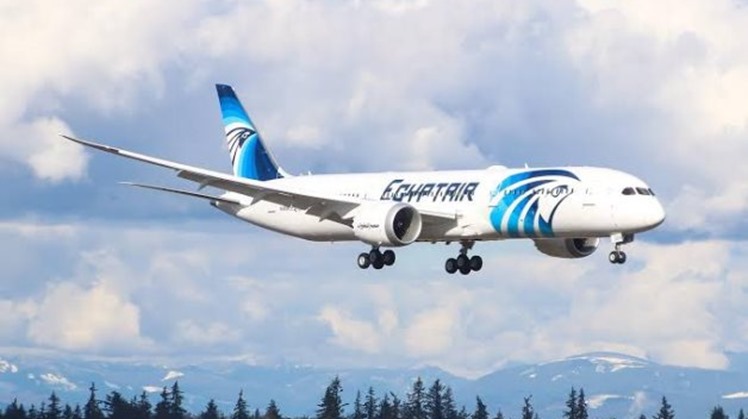 EgyptAir suspends flights to Khartoum as Sudan fighting continues for 4th day