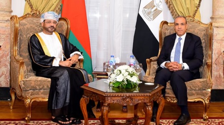 Egypt’s Minister of Foreign Affairs, Badr Abdelatty, and his Omani counterpart, Sayyid Badr bin Hamad Al Busaidi, during a high-level meeting in Cairo.