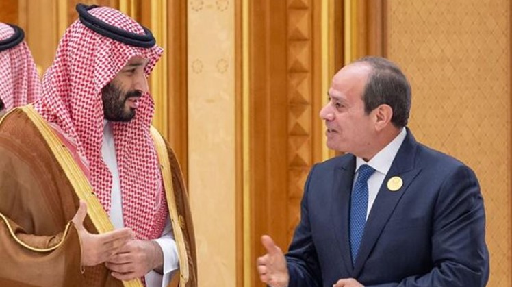 Egypt's President Abdel Fattah El-Sisi meets with Saudi Crown Prince Mohammed bin Salman in Riyadh in November, 2023 - Presidency