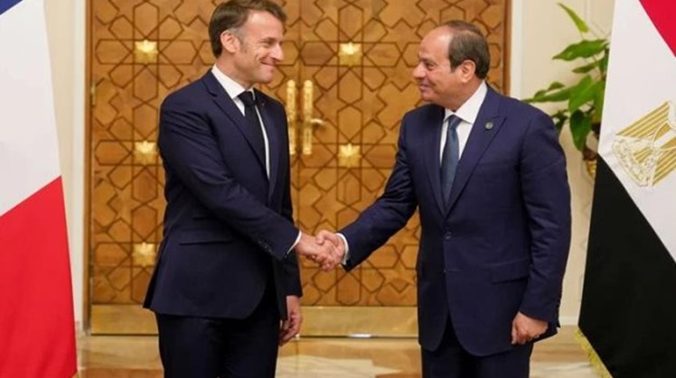 photo of President Abdel Fattah El-Sisi meeting with France's President Emmanuel Macron - Egyptian Presidency