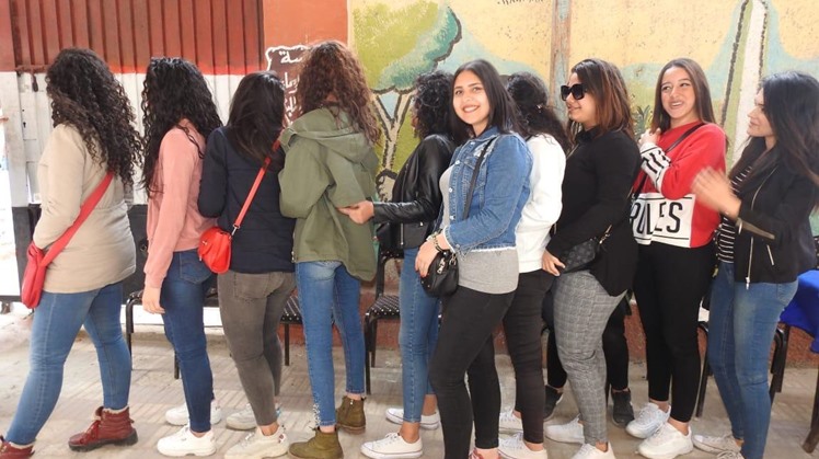 Women voting in the referendum on April 20, 2019
