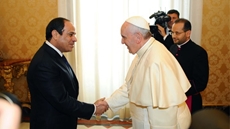 President Sisi meets with Pope Francis at the Apostolic Palace in Rome - Press photo
