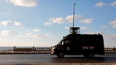 Egypt’s Ministry of Interior has arrested 86 illegal immigrants in Giza and Aswan, according to a Wednesday statement. It was added that the ministry received information about a number of illegal immigrants in Giza coming from several countries.