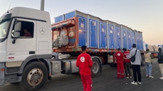Egypt Delivers 59th humanitarian aid convoy to Gaza 